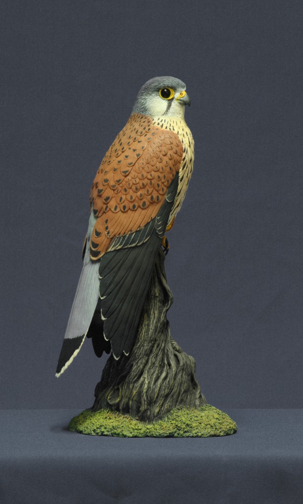 cernicalo vulgar paco ventura Falco tinnunculus common kestrel wildlife sculpture