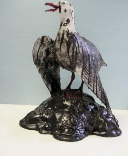 Gaviota con chapapote